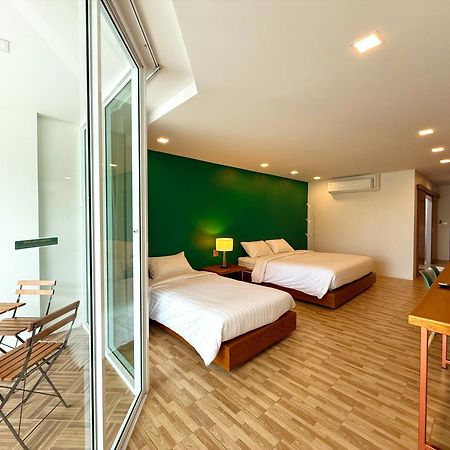סוראט תאני Plernpetch Hotel מראה חיצוני תמונה