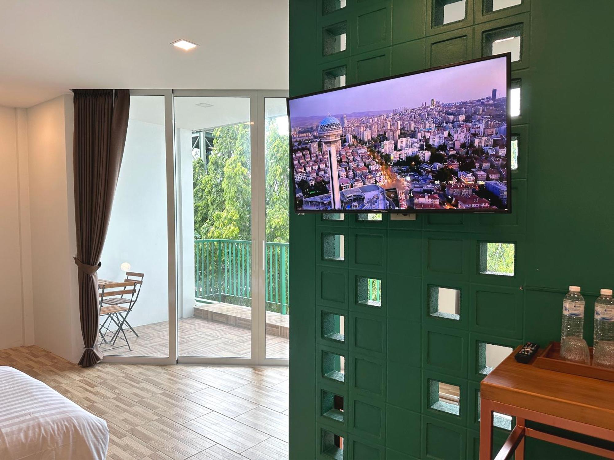 סוראט תאני Plernpetch Hotel מראה חיצוני תמונה