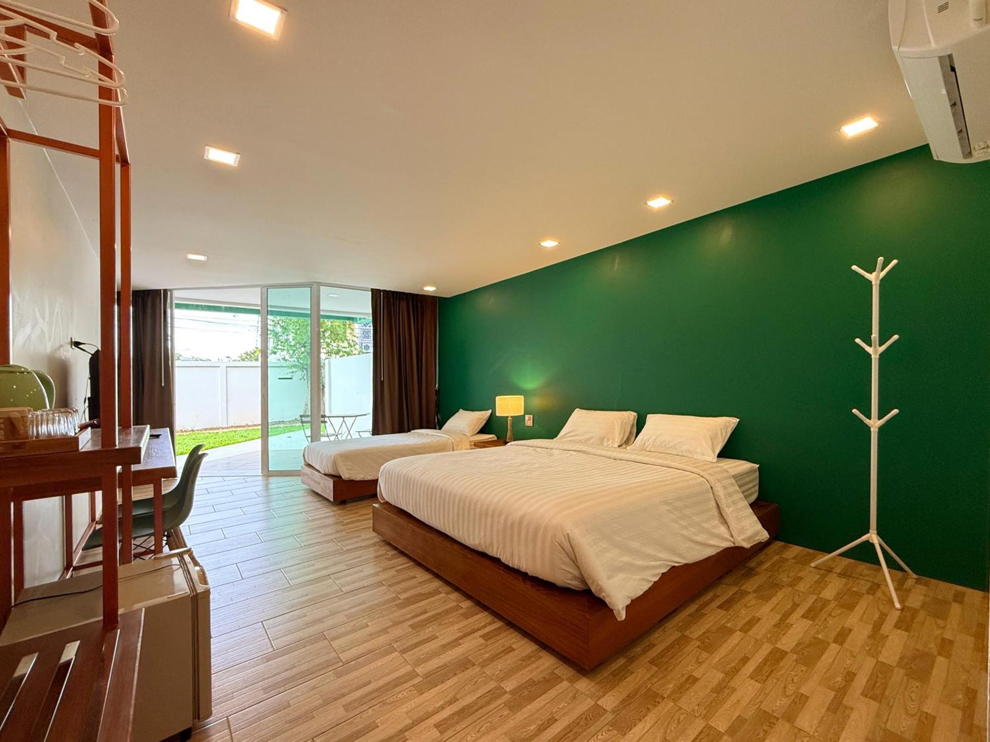סוראט תאני Plernpetch Hotel מראה חיצוני תמונה